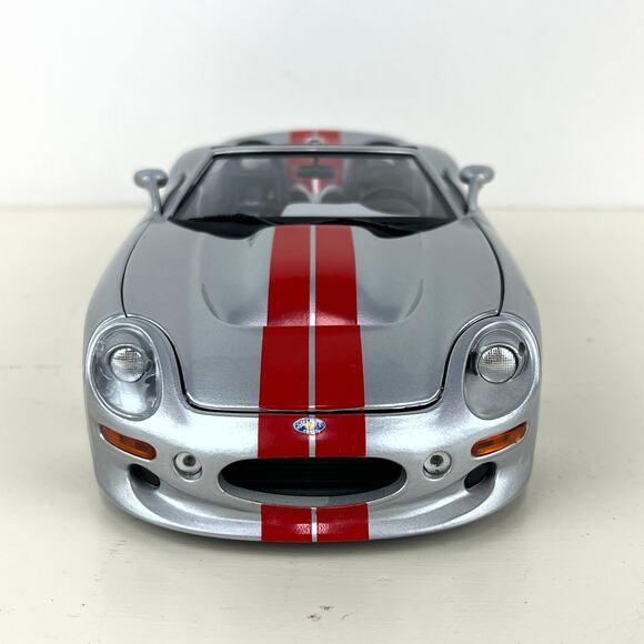 Burago 1999 Shelby Series 1 Convertible 1:18 Scale Model Car - Picture 2 of 7